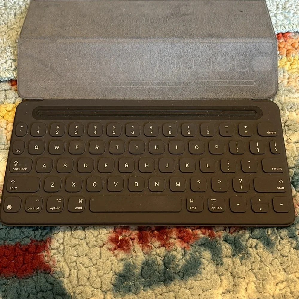 Smart Keyboard